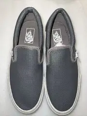 Vans Off The Wall Color Gray/white TC6D Size Men’s 7.5 Women’s 9
