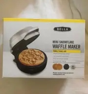 Bella Mini Waffle Maker llama Christmas Gingerbread Snowflake Holiday Themed
