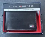 Tommy Hilfiger Men's Black Leather Wallet with 6 Credit Card Pockets and...