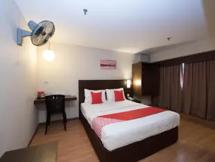 OYO 89421 PP Island Hotel