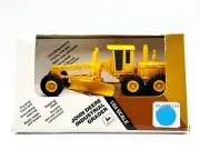 1/64 John Deere 772B Industrial Road Grader