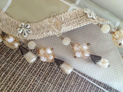 GOLDEN CHAMPAGNE "FLORETTE ROSE" BEADED PENDANT PASSEMENTERIE TASSEL FRINGE TRIM
