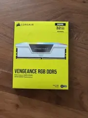Corsair Vengeance RGB 32GB 2x16GB DDR5 6200MHz White RAM