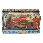 Motormax American Graffiti 1976 Chevy Vega Diorama Moments In time 1:64 New Rare