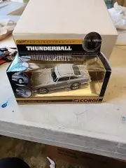 Corgi 007 The Directors Cut Aston Martin DB5 Thunderball RARE VERSION T20