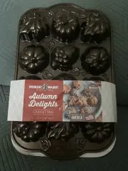 Nordic Ware Platinum Collection Bundt Tea Cake/Candy Mold Cast Aluminum NEW