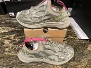 Womens Merrell Hydro Runner Shoes, size 9.5