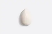 Dior Backstage Blender Fluid Foundation Sponge 1pc