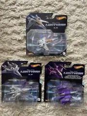 Set Of 3 Hot Wheels Pixar Lightyear Zurg Fighter Ship XL-01 And XL-15 Ships