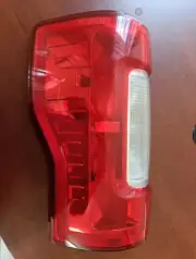 2017-2019 Ford Super Duty F250 F350 F450 Halogen Left Tail Light OEM New Takeoff