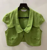 在飛比找Yahoo!奇摩拍賣優惠-精品專櫃Yakleng 雅克蘭 果綠小包袖短版外套S