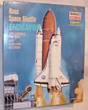 MINICRAFT NASA SPACE SHUTTLE ENDEAVOR WITH BOOSTERS MODEL KIT BOXED 1:144 11630