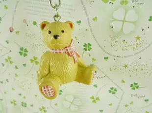 【震撼精品百貨】泰迪熊 Teddy Bear 鑰匙圈-紅格圍巾-坐姿 震撼日式精品百貨