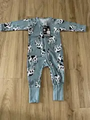 BONDS BABY ZIP WONDERSUIT - BLUE GREEN COWS - SIZE 00 BNWT