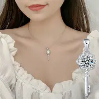 在飛比找momo購物網優惠-【MoonDy】鑽石項鍊 鑰匙項鍊 韓國項鍊 鎖骨項鍊 小花