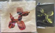 2 JEFF KOONS BALLOON DOG BAG SET GOLD H&M + CHRISTIE'S RED CANVAS PRINT TOTE NEW