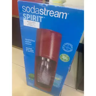 全新 sodastream氣泡水機，附一鋼瓶效期2026/4