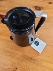 NEW KEURIG 2.0 K-Carafe Coffee Pot Black Silver Handle 4 Cup 32oz Replacement J1