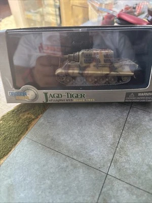 1/72 Die-cast DRAGON ARMOR, JAGD-TIGER SPECIAL VERSION.