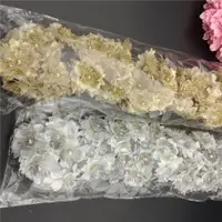 在飛比找ETMall東森購物網優惠-金色銀色花朵圣誕花花環材料喜糖盒DIY仿真花假花婚慶花藝絹花