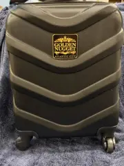 NWT Golden Nugget Casino AC Hard Side Rolling Spinning Suitcase Carry-on 16”