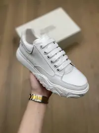 在飛比找Yahoo奇摩拍賣-7-11運費0元優惠優惠-Alexander McQueen sole sneaker