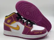 NIKE AIR JORDAN 1 MID DOD (GS) WHITE/UNIVERSITY GOLD [DC0500 100] US SZ 7Y