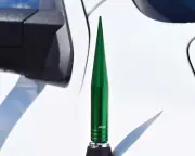 TRUE SPIKE GREEN 5" LONG BILLET FAT SPIKED AM/FM RADIO ANTENNA FOR MINI COOPER (for: Mini)