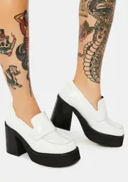 [dELiA*s by Dolls Kill] Silly Secret Patent Loafers