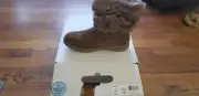 Minnetonka Womens Everett Brown Winter Boots Faux Fur Size 8 - Brand Spankin New