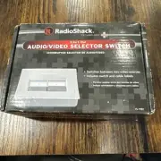 Radio Shack 2-Way Stereo A/V Switch Selector RCA 15-1982 Audio Video Stereo. 629