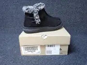 NEW Clarks Breeze Fur Ankle Boot Black Women's Size 7.5 (SS35)