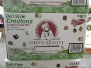 Chef's Quality - Seasoned Croutons - 4/2.5 Lb Bag