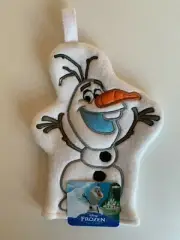 NWT Disney Frozen Olaf Wash Mitt Puppet