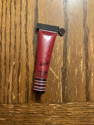 NEW! VICTORIA'S SECRET SEXY KISS (CHERRY ON TOP) SEALED LIP GLOSS SHINE LE
