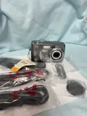 Kodak EasyShare DX4530 5.0MP Digital Camera - Gray