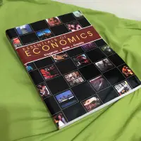 在飛比找蝦皮購物優惠-Essentially Economics by Krugm