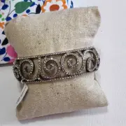 Brighton Sea of Love crystal hinged swirled bangle bracelet new!!!