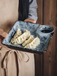 在飛比找松果購物優惠-日式陶瓷方形餃子盤 帶醋碟盤家用早餐盤商用餐具分格盤 (8.
