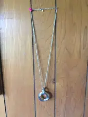 AVON PIONEER LONG NECKLACE (SILVERTONE) ~ NEW!!!