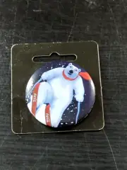 1994 Vintage Polar Bear Skiing Holiday Pin Button