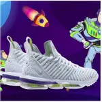 NIKE LEBRON 16 LBJ16 JAMES 石斑 巴斯光年 AO2595-102 詹姆斯籃球鞋 現貨