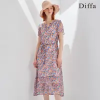 在飛比找momo購物網優惠-【Diffa】典雅碎花短袖連身洋裝-女