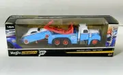 Maisto Design 1:64 Diecast Elite Transport 1937 Ford & 53 Mack B-61 Tow Truck
