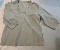 在飛比找Yahoo奇摩拍賣-7-11運費0元優惠優惠-日本無印良品Muji 灰色棉絲質七分袖上衣 M號 (號型: 