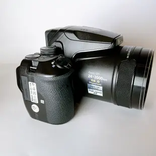 ( 市面上拍最遠相機 ) Nikon COOLPIX P900 類單眼相機83X光學變焦 演唱會追星相機 林相攝影