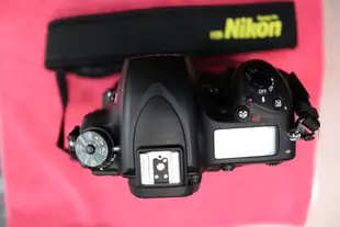 Nikon D750 9.9成新 盒裝配件齊全 +原廠電池手把