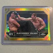 2024 Topps Chrome UFC - ALEXANDER VOLKOV - GOLD Refractor 47/50 #8