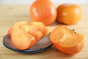 拉拉山甜柿(8顆裝)*2盒