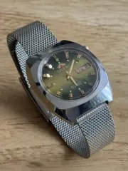 VINTAGE NOS CONDITION ORIENT GREEN DIAL AUTOMATIC WATCH